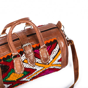 Bolso marroquí de cuero con kilim