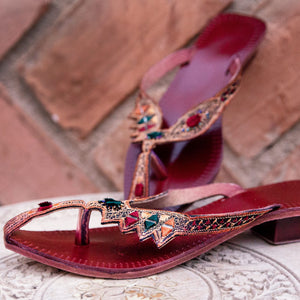 sandalia de piel mujer detalle