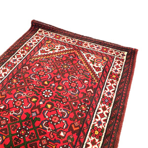 alfombra persa tradicional pasillo tabriz detalle