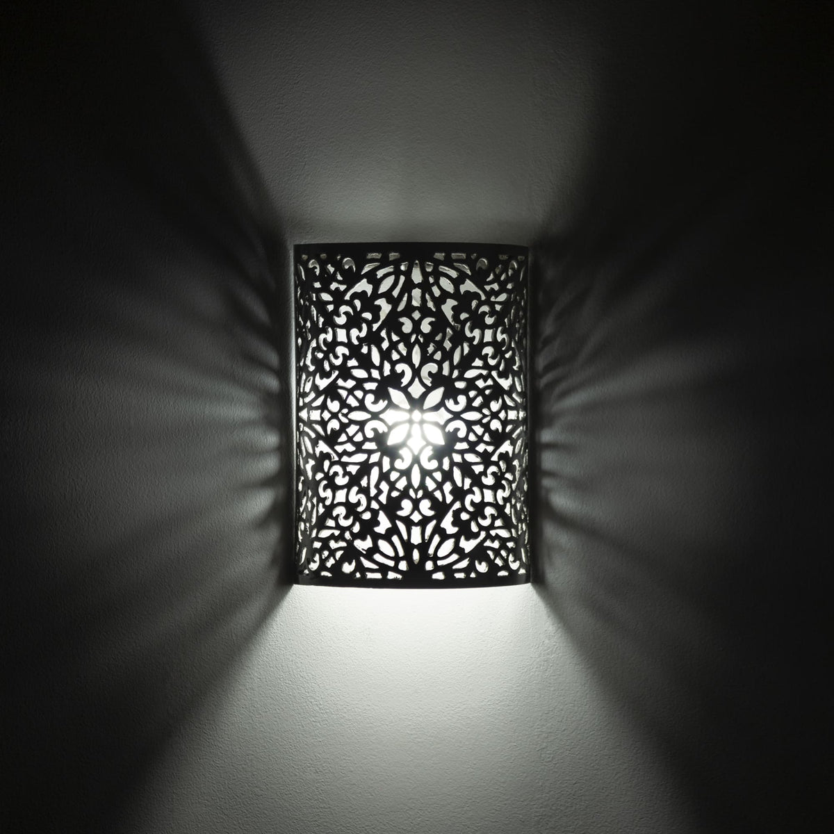 aplique árabe de aluminio Jasima encendido