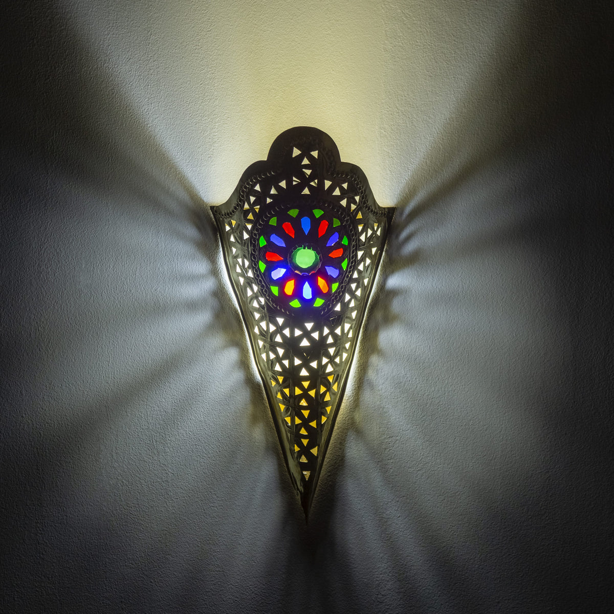 aplique árabe de latón dorado piedra