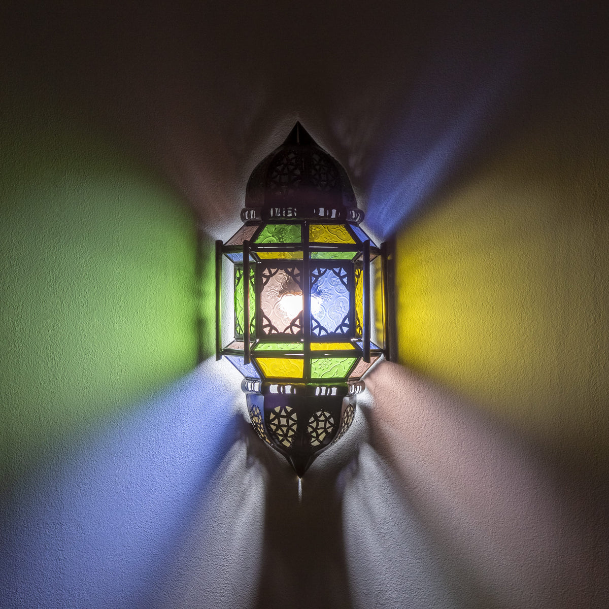 aplique marroquí de cristal y forja mugaba