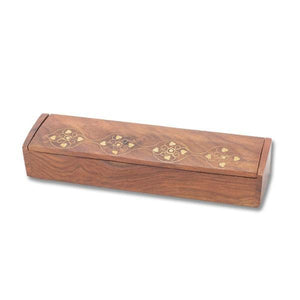 Caja lapicero de madera roja con incrustaciones de cobre