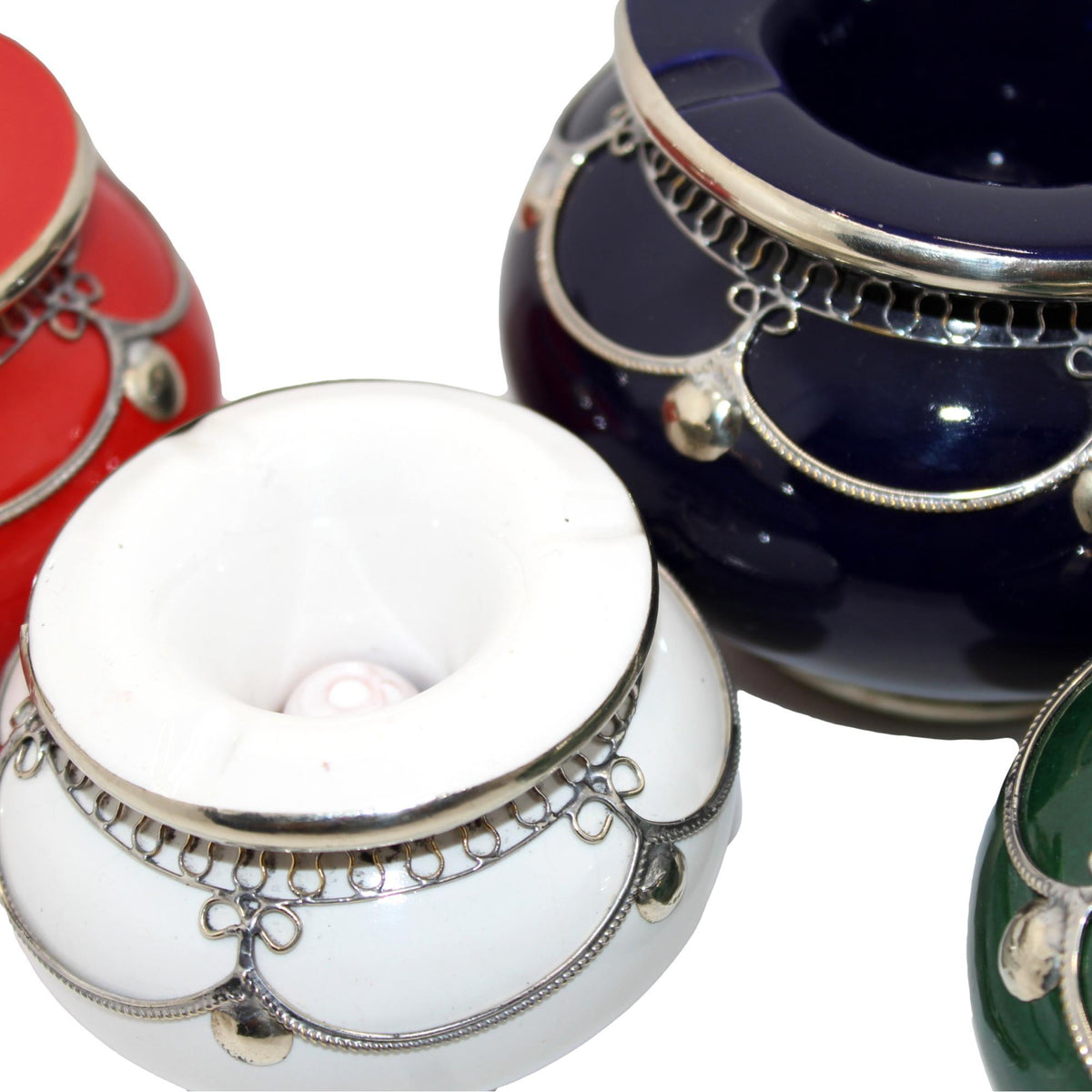 Cenicero árabe de cerámica y alpaca