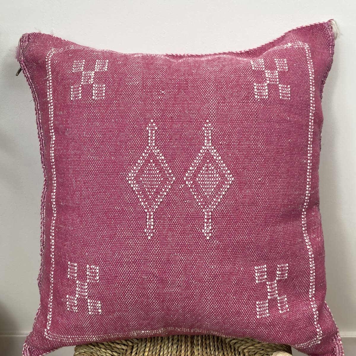 cojín seda de cactus rosa 50x50