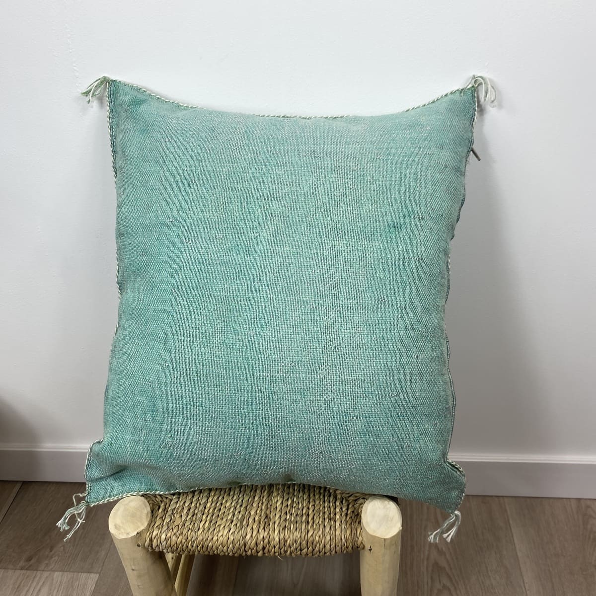 cojín seda de cactus turquesa espalda