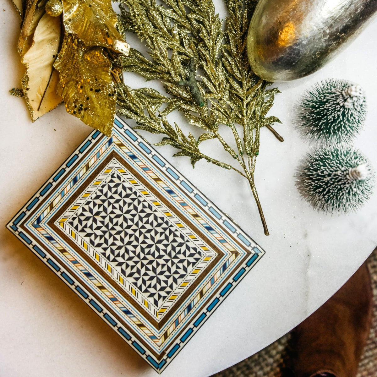 Joyero rectangular de taracea granadina