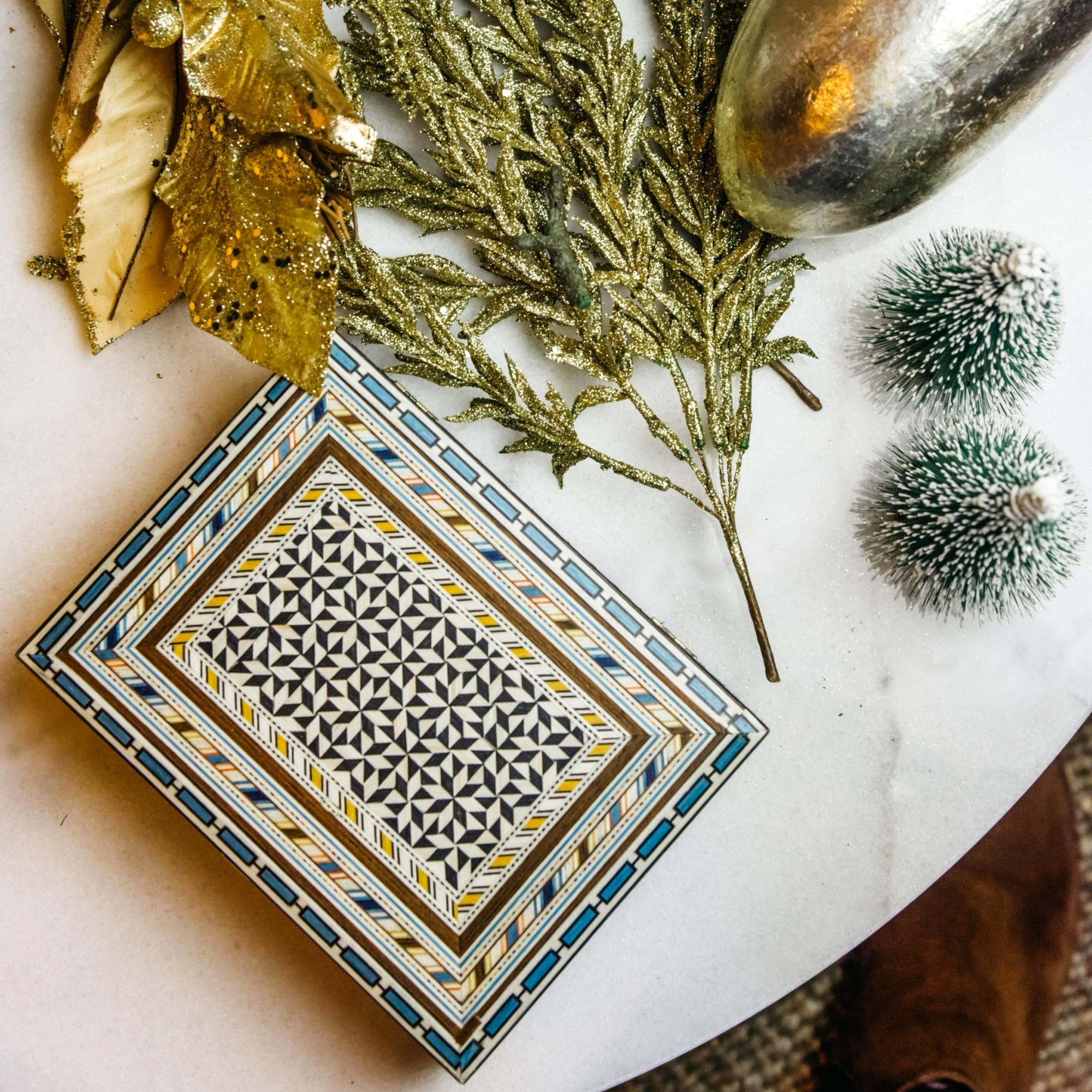 ANCIENNE BOITE A BIJOUX EN MARBRE MARQUETERIE PIERRES SEMI PRECIEUSES Malachite Imgx1200 7545 ANCIENNE BOITE A BIJOUX EN MARBRE MARQUETERIE PIERRES SEMI PRECIEUSES Malachite Imgx1200 7545