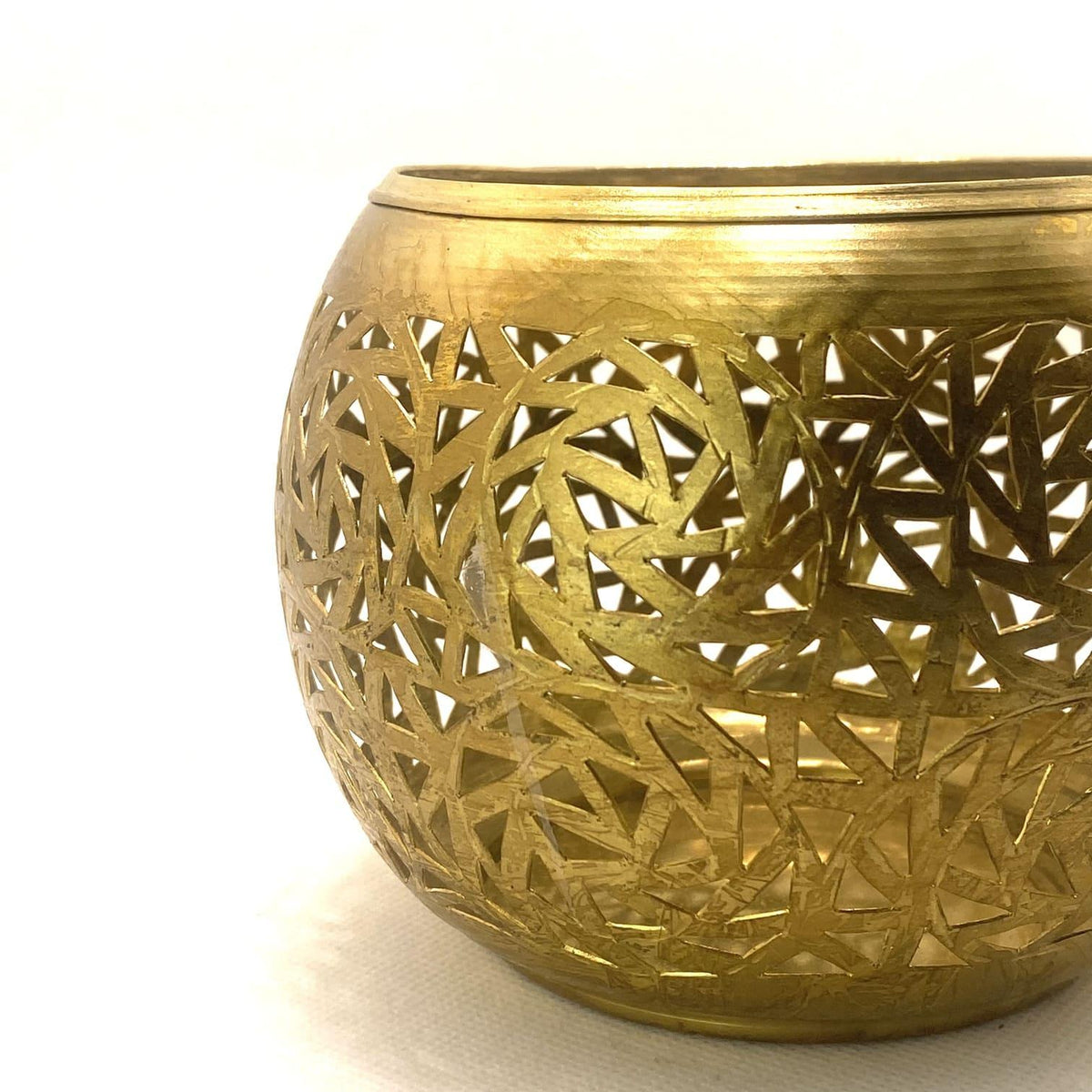 Juego de 3 portavelas de latón calado