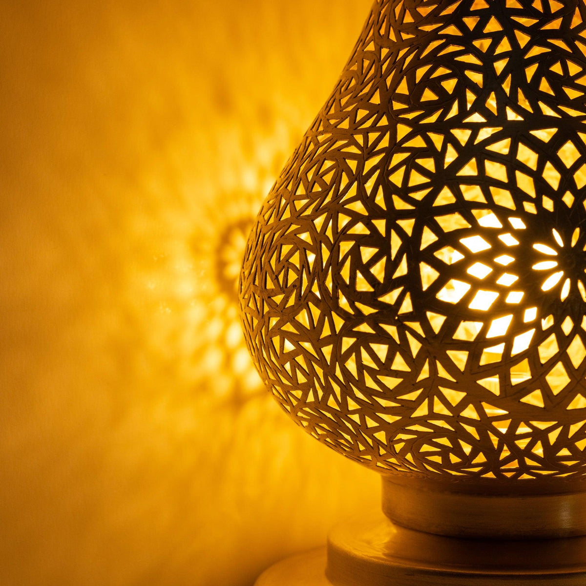 Lámpara árabe de latón dorada 7 tamaños