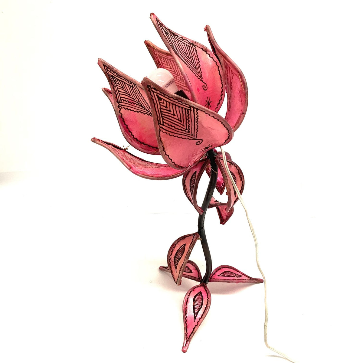 Lámpara marroquí de piel rosa