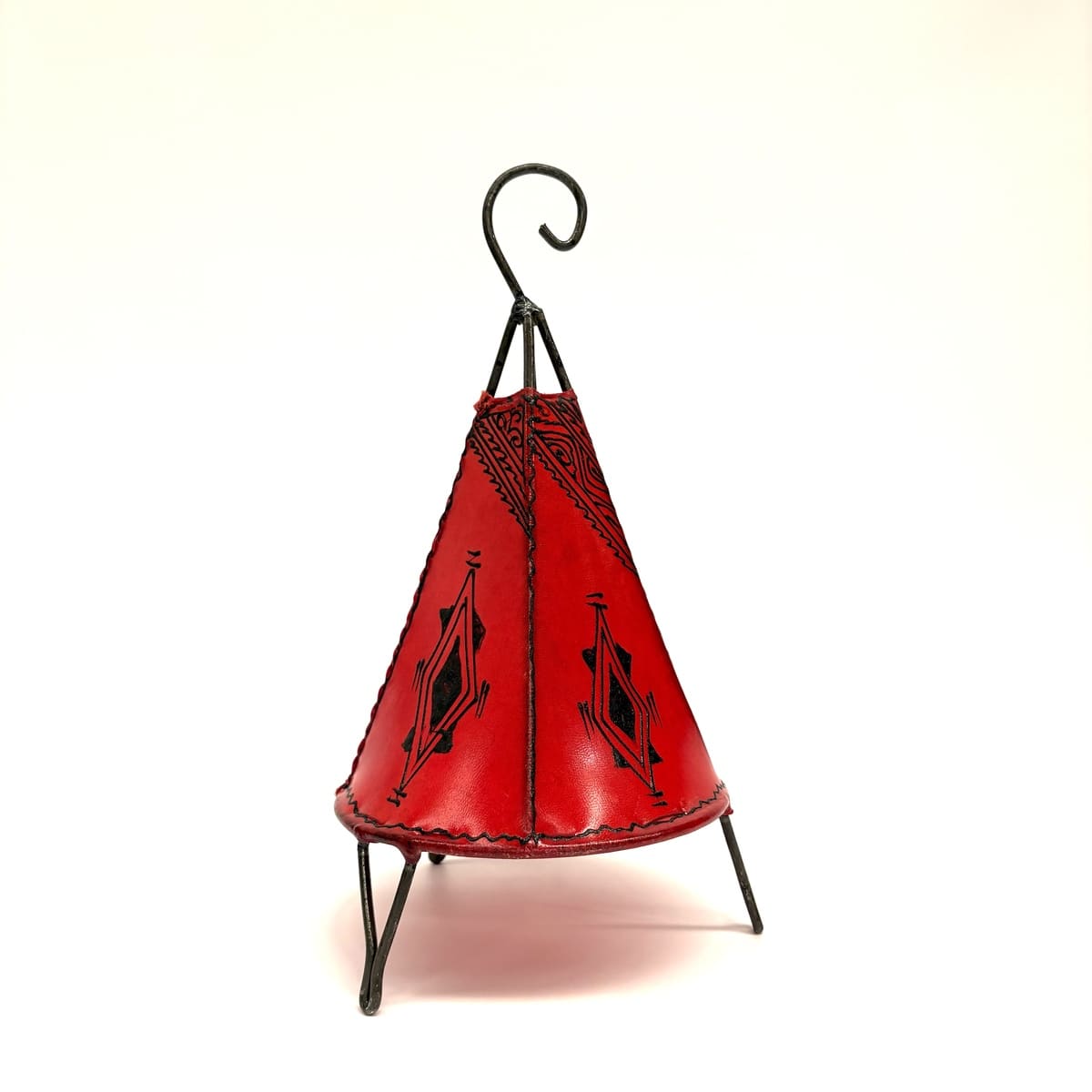 lámpara marrakech piel roja pirámide