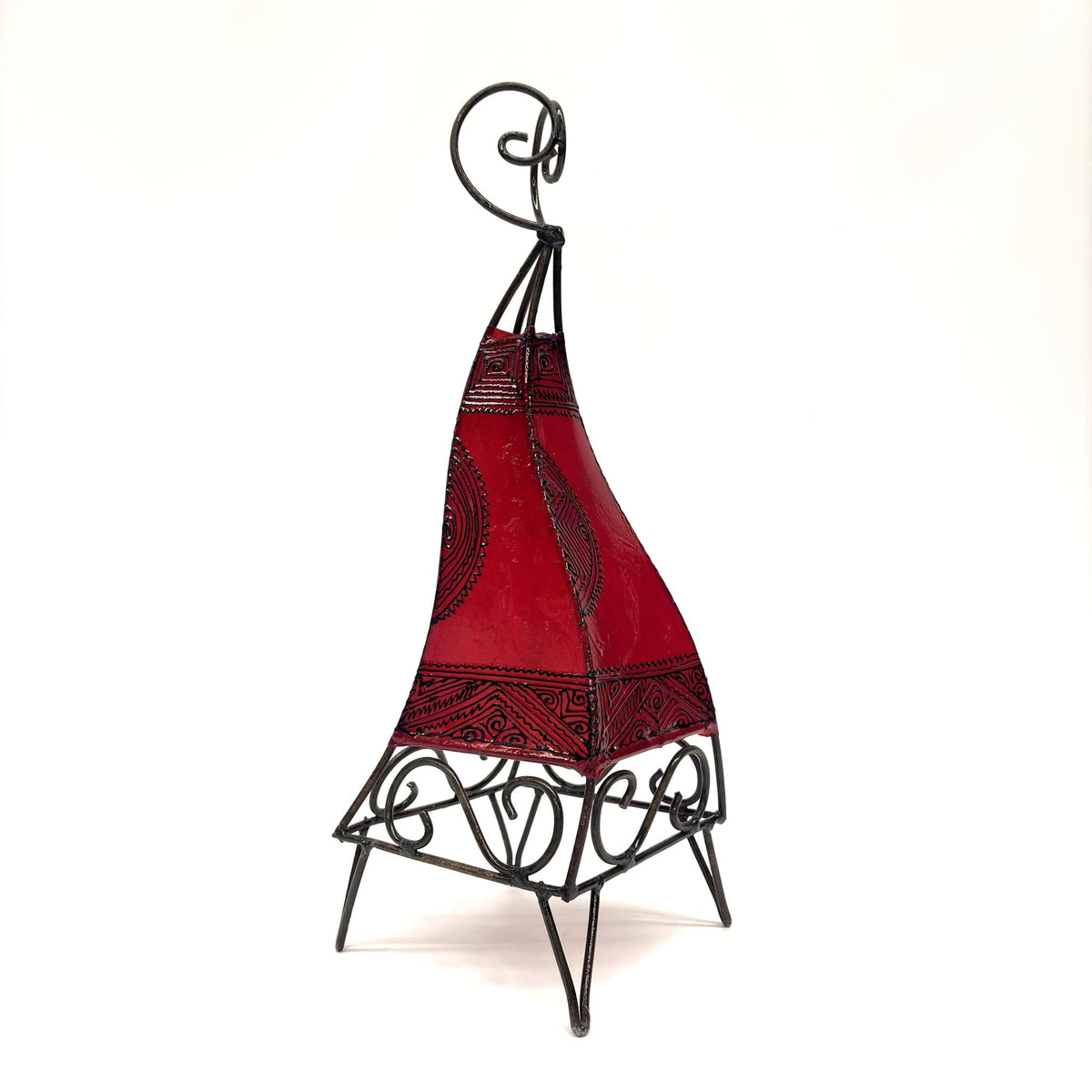 lámpara marroquí pirámide roja detalle