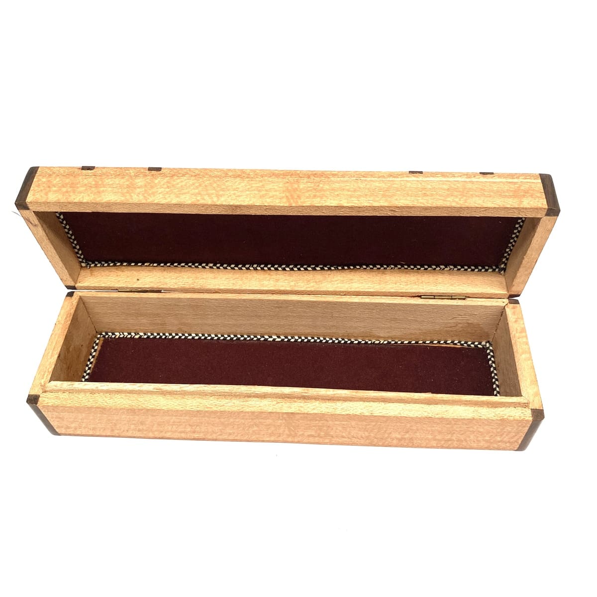 Lapicero de madera tapizado abierto