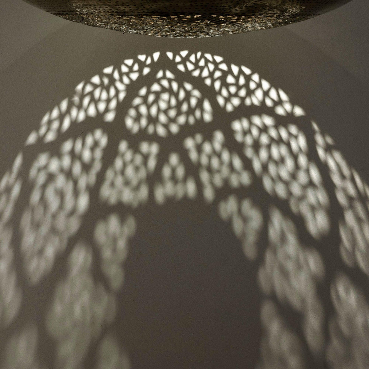 Plafón árabe redondo de metal plateado 20-100cm