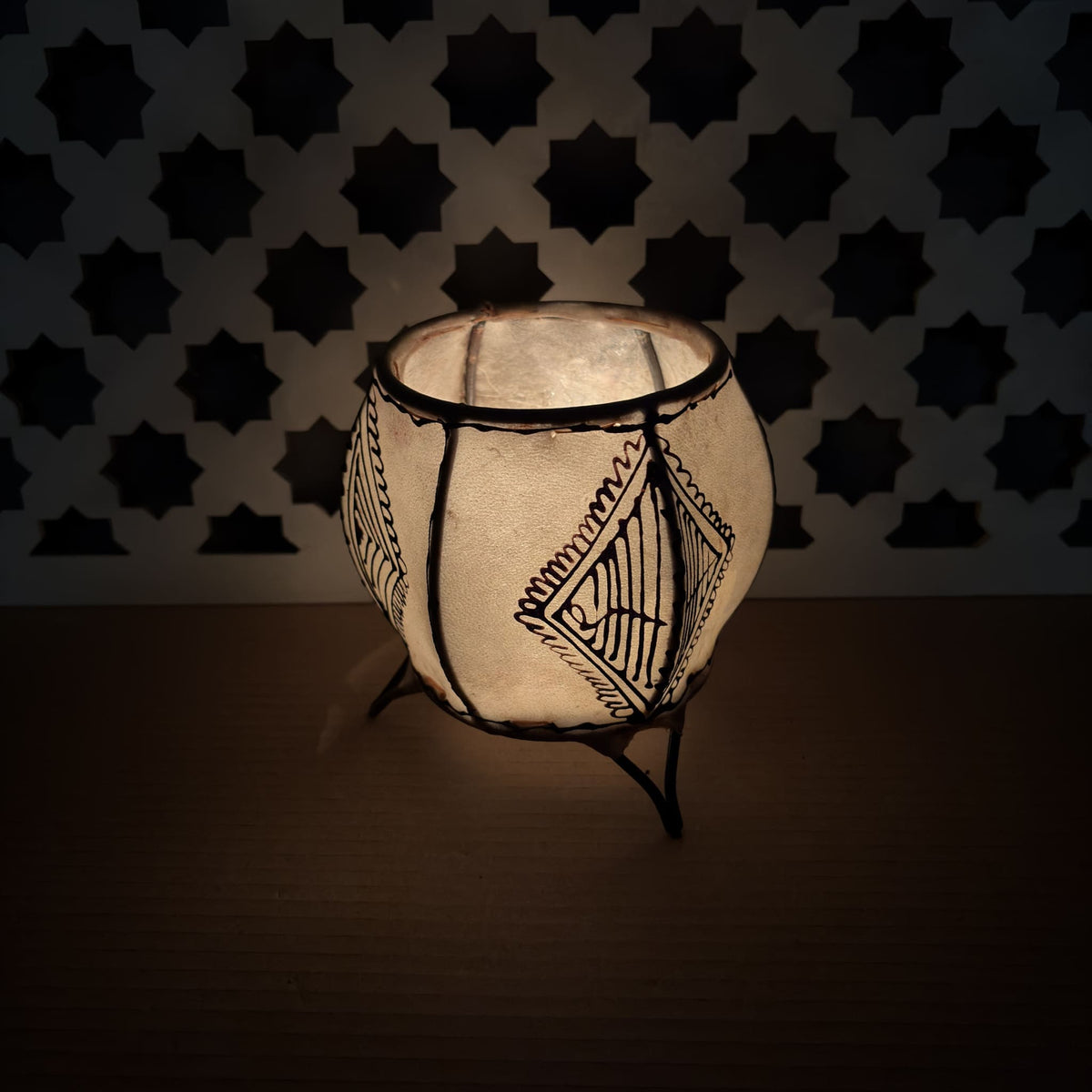 portavelas marroquí piel natural detalle