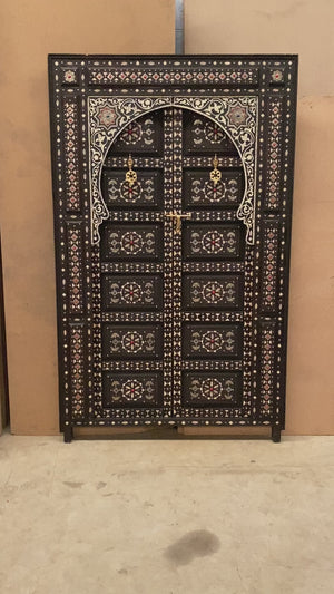 Puerta árabe de madera tallada a mano con hueso video