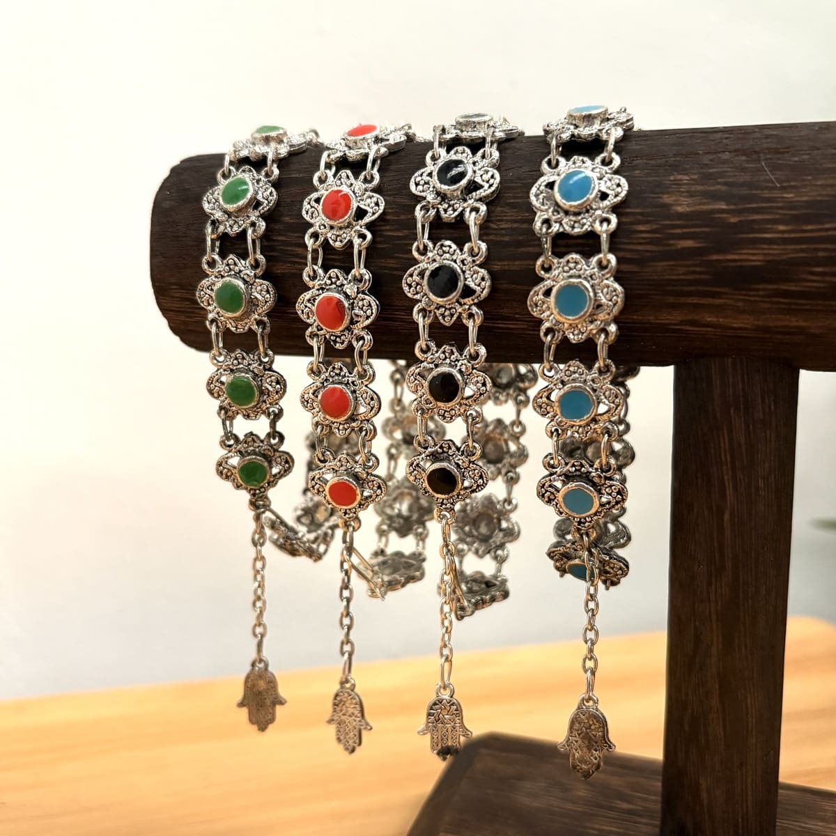 pulsera árabe mano suerte