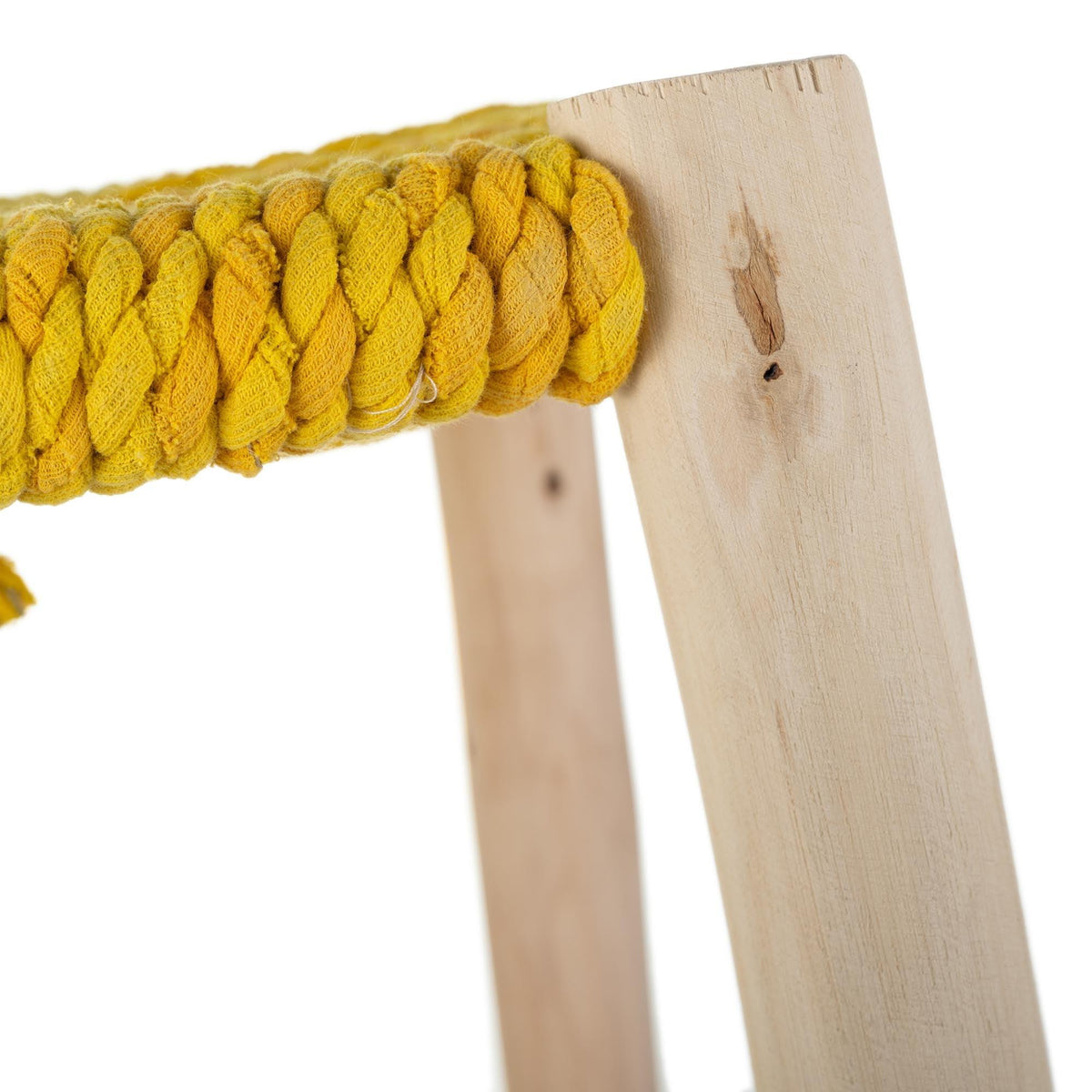 Taburete marroquí de madera y anea amarillo